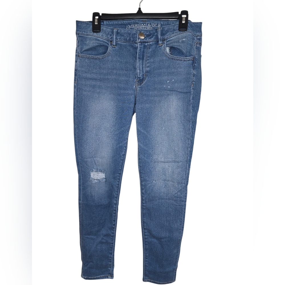 American Eagle Outfitters Light Blue Distressed Skinny Jeans